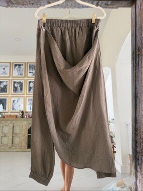 Nicholas K 100% Linen Draped Asymmetrical Trousers in Taupe Brown